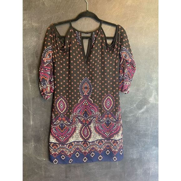 A. Byer Cold Shoulder Boho Dress size Medium - Picture 3 of 9
